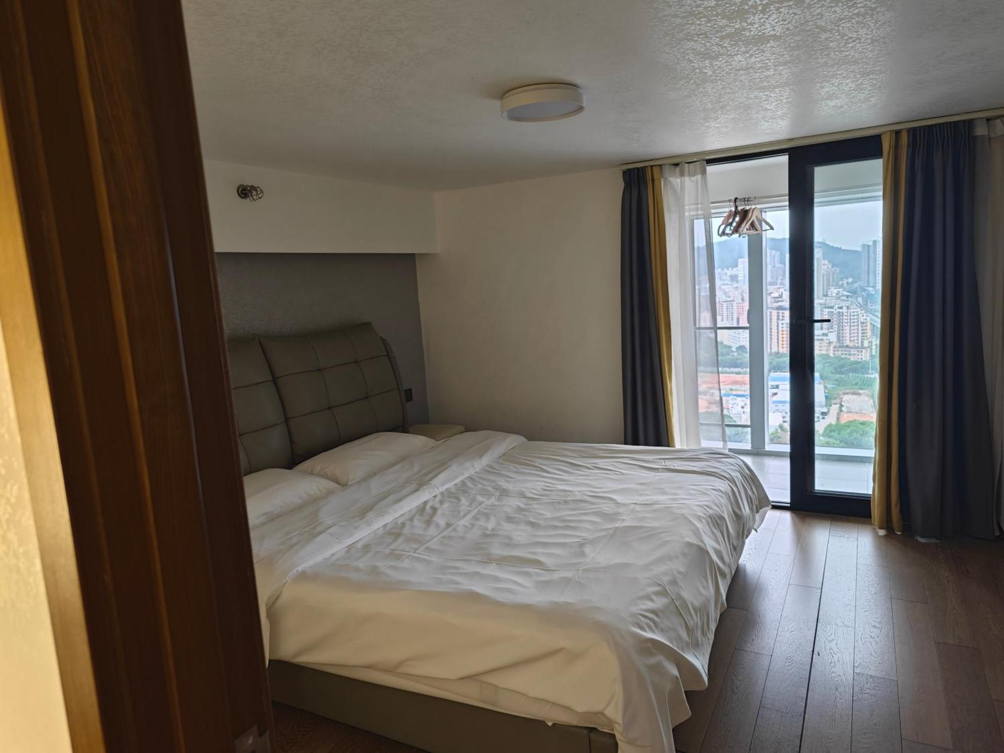 Xinghe Times Apartment - Shenzhen North Railway Station Экстерьер фото